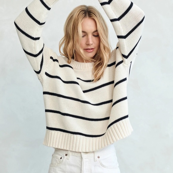 ISO Jenni Kayne Chloe Crewneck in M or L - Picture 1 of 1